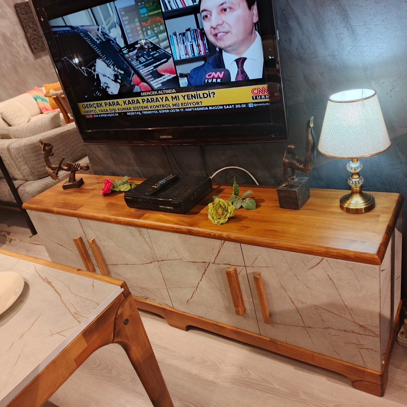 Modena Mermer Dokulu Duvar Panelli TV Ünitesi - Ürün Görseli 2
