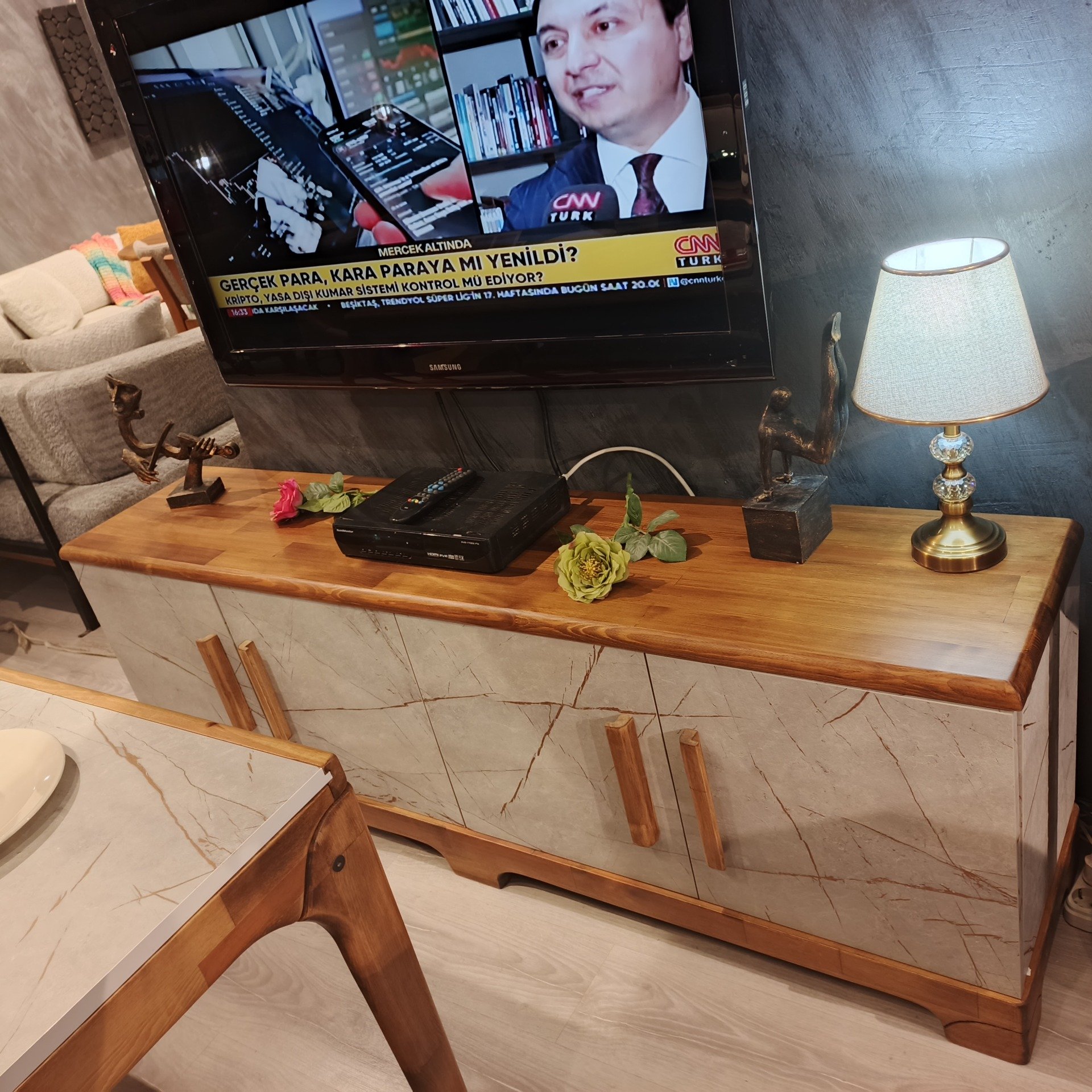 TV Ünitesi 10